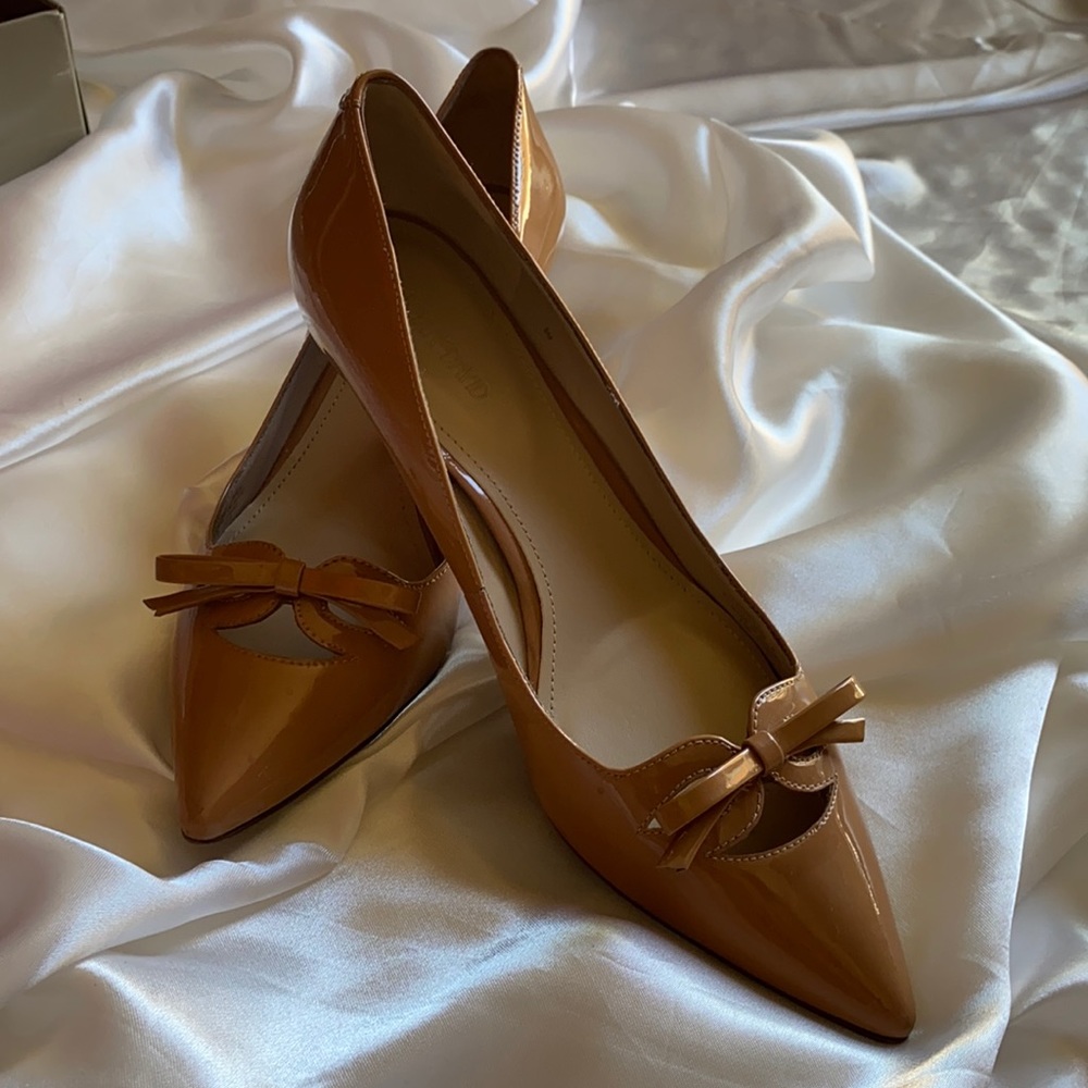 Low high heel shoes